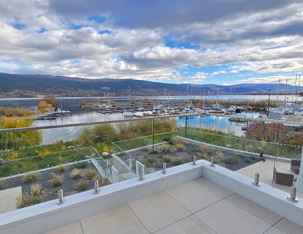 The Oasis Luxury Residence – Summerland - Photo 1