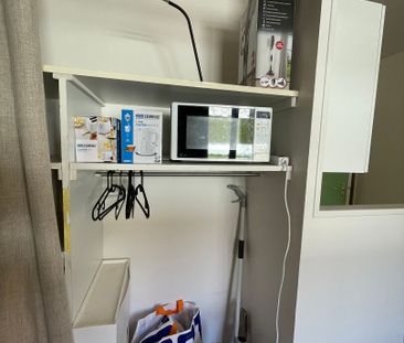 Location Appartement 1 pièce 17m² - Photo 3