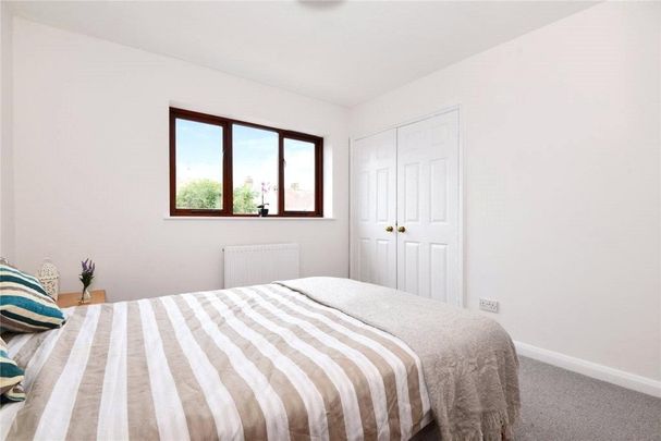 2 bedroom house to rent - Photo 1