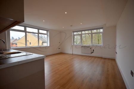 Coronation Road, Basingstoke, RG21 - Photo 5