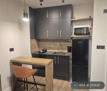 1 bedroom in a house share to rent - Photo 6