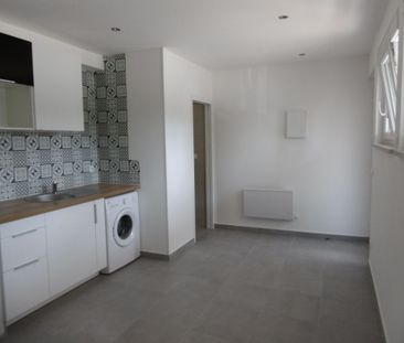 Location Appartement 1 pièce 18m² STE GENEVIEVE DES BOIS 91700 - Photo 2