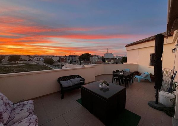 Alquiler de dúplex en Avenida Emilio Castelar, 94