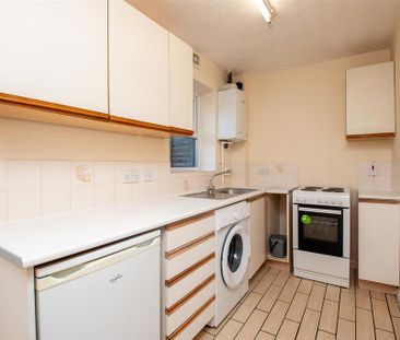 1 bedroom terraced house to rent - Photo 5