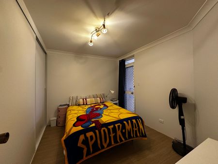 Bright and Spacious Unit in a Convenient Location - Photo 2