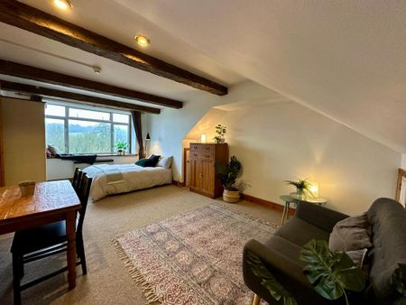 Studio to rent - Photo 2