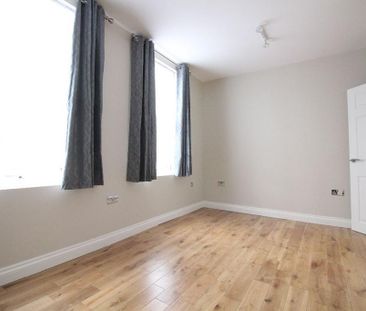 5 bedroom terraced house to rent - Photo 5