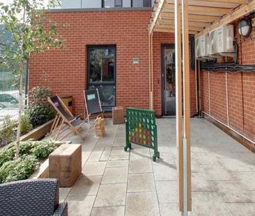 1 bedroom in a flat share to rent - Photo 4