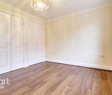 4 bedroom detached house to rent - Photo 2