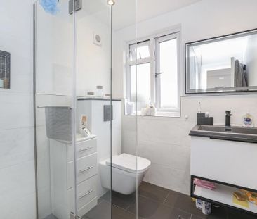 4 bedroom semi-detached house to rent - Photo 1