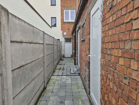 Halfopen bebouwing met 2 slaapkamers en tuin nabij centrum - Photo 5