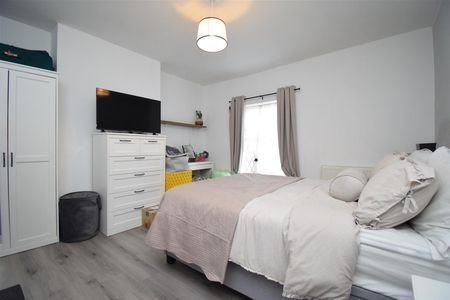 Hunt Street, Castleford - Photo 5