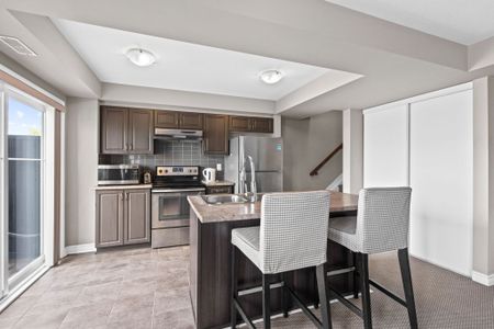 For Lease - 474 Clearbrook Drive, Barrhaven, Ontario - Photo 5