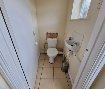 5 Bed Student Accommodation - Photo 3