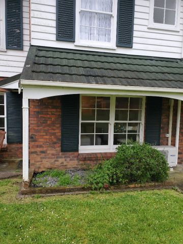 Meadowbank -1 brm unit - Photo 3