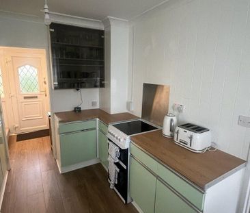 2 bedroom semi-detached house to rent - Photo 5