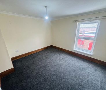 2 bedroom house to rent - Photo 1