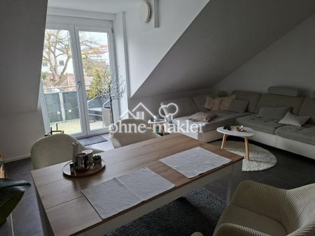 Lichtdurchflutete 2-Zi-Dachgeschosswohnung mit Balkon in 93057 Regensburg zu vermieten - Photo 5
