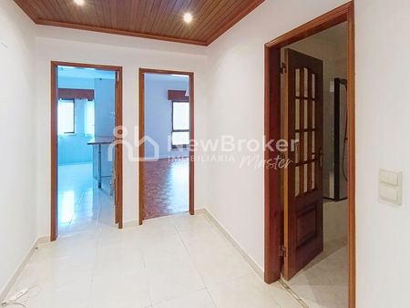 Algueirão-Mem Martins, Lisbon - Photo 4