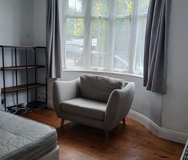 Room in a Shared House, Muller Road, BS7 - Photo 4