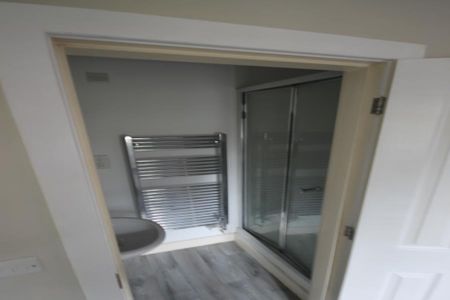 Brewers Terrace, Dawley - £825 pcm - Photo 5