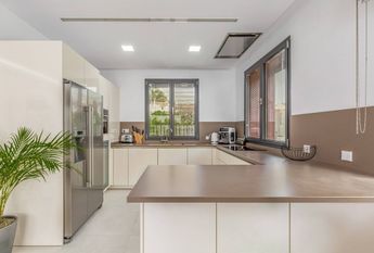 5 bedroom luxury Villa for rent in Marbella, Andalusia