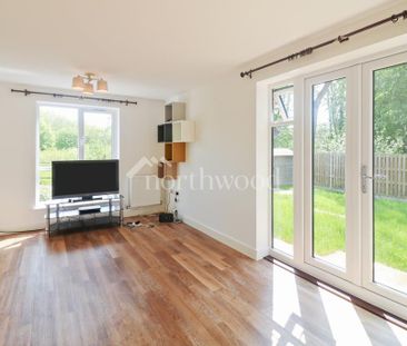 3 bedroom semi-detached house to rent - Photo 1
