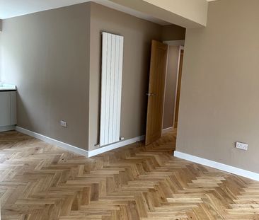 2 Bed Flat, Orchard Brae Avenue, EH4 - Photo 3