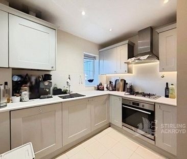 Fircroft Road, Englefield Green, Egham, Surrey, TW20 0TY - Photo 4