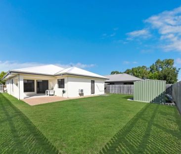 BEAUTY IN BURDELL - Photo 4