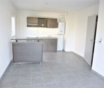Location Appartement 3 pièces 54m² ST ANDRE DE CUBZAC 33240 - Photo 1