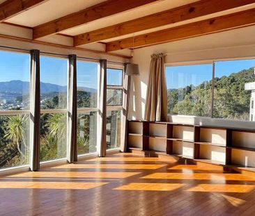 Spacious 2 Bed 2 Bath with Sun, Views & Courtyard - Photo 1