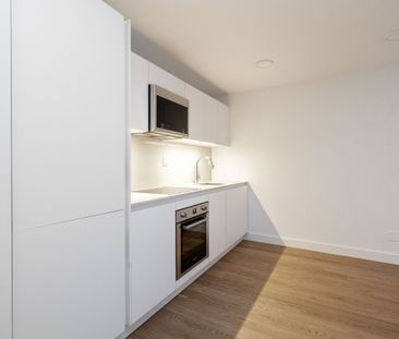 110 Oriole Parkway - Photo 1