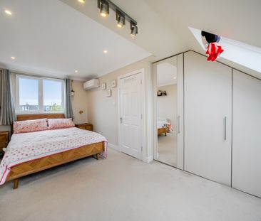 Boyd Road, SW19, London - Photo 5