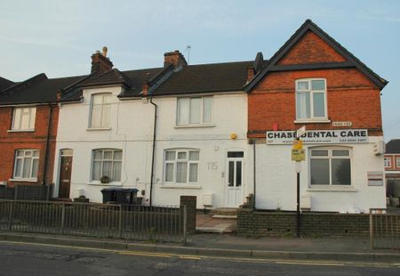 1 bedroom flat to rent - Photo 5