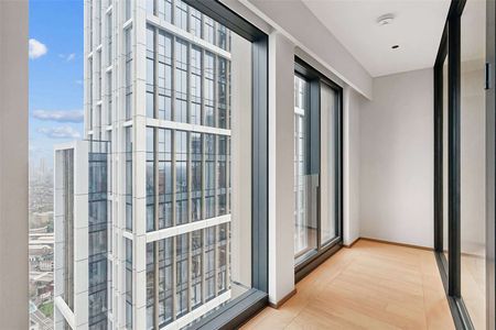 A modern two bedroom apartment on the 28th floor - Photo 4