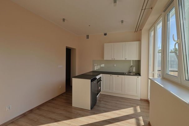 Kawalerka z tarasem w świetniej lokalizacji 28 m² - Photo 1