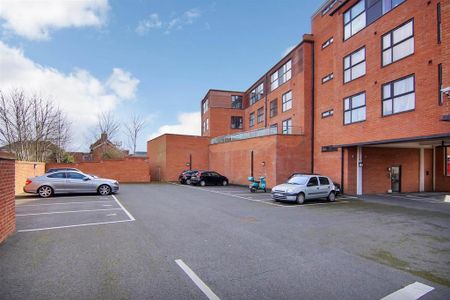 2 bedroom flat to rent - Photo 2