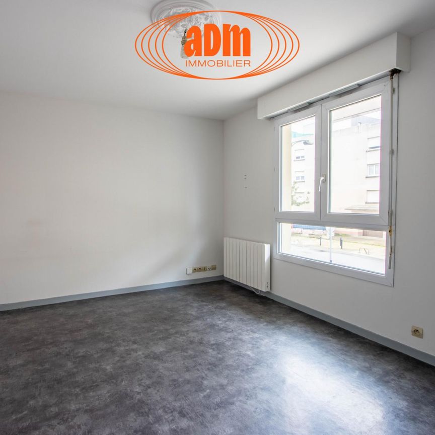 Location STUDIO - RUE DE LA CRECHE - Photo 1