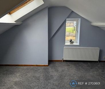 2 bedroom end of terrace house to rent - Photo 1