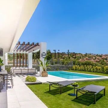 Alquiler de casa o chalet independiente en Calle Sand - Photo 1