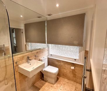 1 Bed Flat, Battersea Rise, SW11 - Photo 6