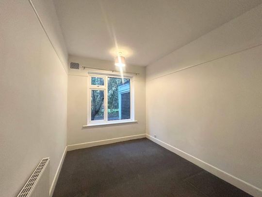 3 bedroom ground floor flat to rent - Photo 1