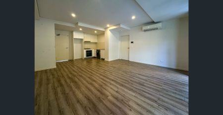 1 Bedroom Apartment - 20% below market rent - Photo 3