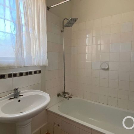 Open the Door To Comfortable Living - Photo 3