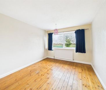 3 bedroom end of terrace house to rent - Photo 4