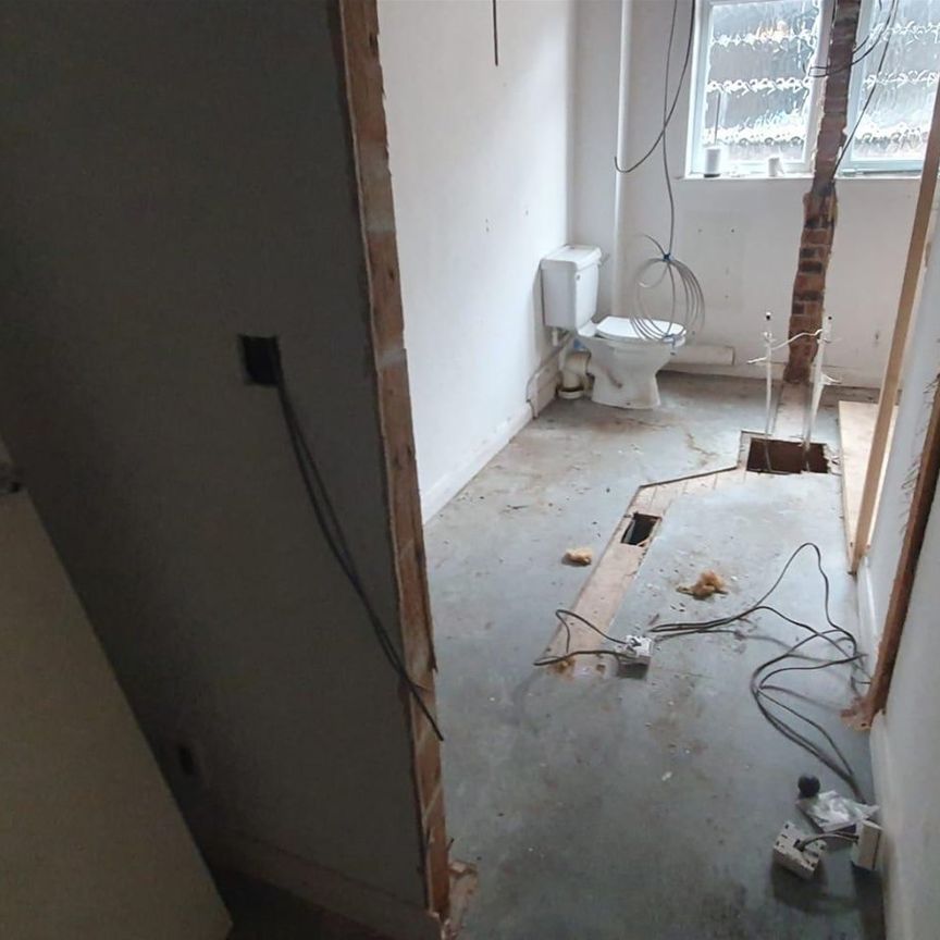 Tontine Square, Stoke-on-Trent - Photo 1