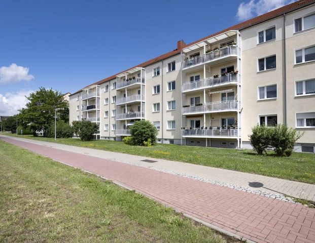 Cozy apartment in a quiet residential area - Photo 1