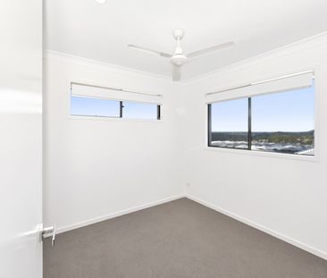 Two-Storey Home with Several Living Spaces and Air-Conditioning - Photo 3
