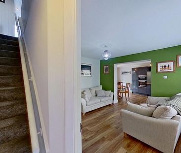 3 bedroom semi-detached house to rent - Photo 4